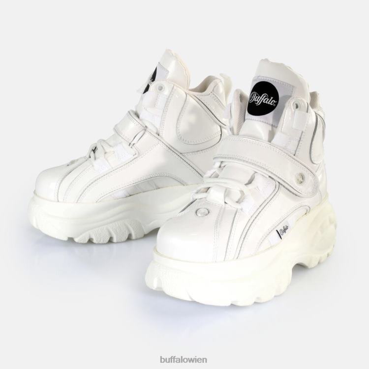 bei Buffalo klassischer Sneaker aus hochlackiertem Leder Schwarz 0FX48167 |Turnschuhe