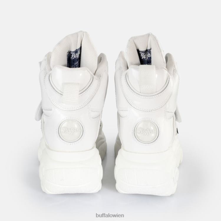 bei Buffalo klassischer Sneaker aus hochlackiertem Leder Schwarz 0FX48167 |Turnschuhe