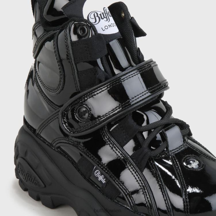 bei Buffalo klassischer Sneaker aus hochlackiertem Leder Schwarz 0FX48556 |Turnschuhe